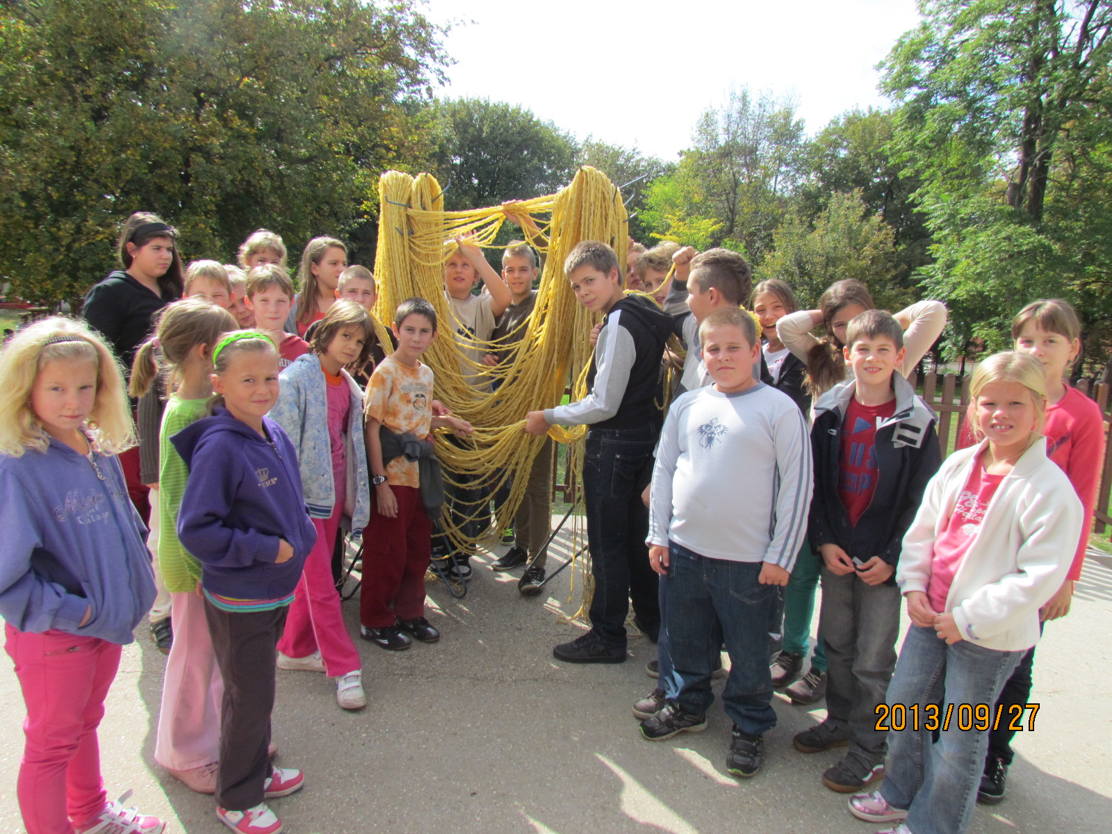 Magyarország szeretlek - Tésztafüzér készítés